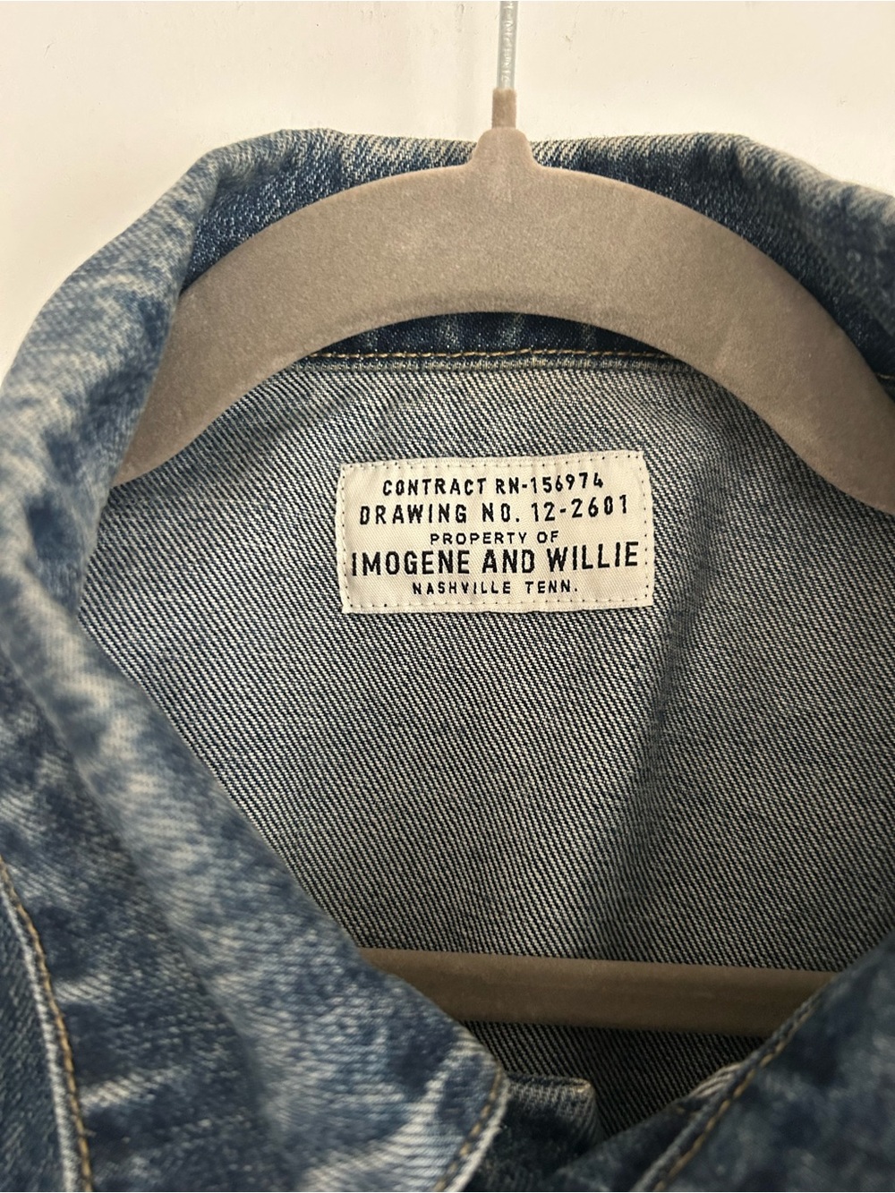 imogene + willie shepard two pocket denim jacket sz L - Picture 2 of 6